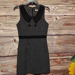 Yumi Sleeveless Women's 6/8 black/white polka-dots preo-owned